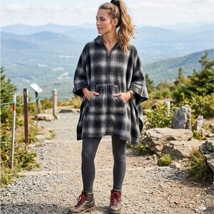 Le Moda gray plaid Lord Daniel Sportswear hooded fleece poncho one size